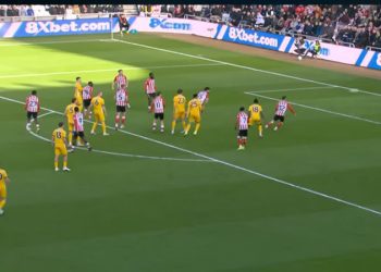 Guardiola: Şampiyonluk yarışı hala devam ediyor