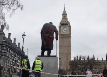 Londra derbisinde Arsenal güldü!