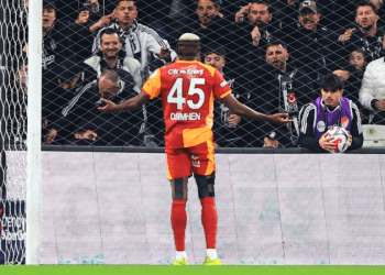 Galatasaray’da,Liverpool maçı öncesi kart tehlikesi