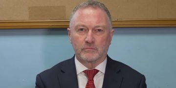 Guardiola: Şampiyonluk yarışı hala devam ediyor