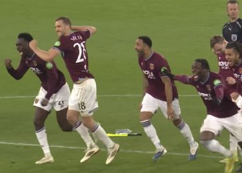 West Ham, FA Cup’ta Brentford’u penaltılarda geçti!