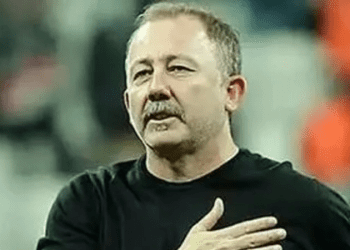 Beşiktaş’ta büyük temizlik: 23 futbolcuyla yollar ayrılıyor
