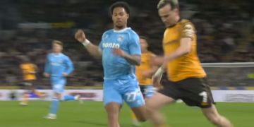 PSG, Liverpool’ı 2-0’lık skorla gönderdi