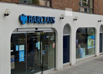 Barclays Bank , Islington Şubesini geçici olarak kapatıyor