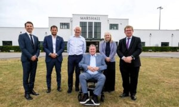 (L-R) David Heaford, CFO, Marshall Group; Greg Hill, Deputy Chief Executive, The Hill Group; Peter Freeman, Chair, Cambridge Growth Company; Andy Hill, OBE Group Chief Executive, The Hill Group; Alison Crofton, Chief Regional Delivery Officer, Homes England; Roger Hardy, Chair, Marshall Group.