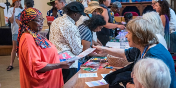 Hackney’de düşük gelirli ailelere destek için yeni hibe açıldı