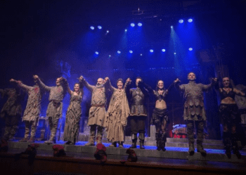 22. Kıbrıs Tiyatro Festivali, İDT’nin “Büyük Romulus” oyunuyla başladı
