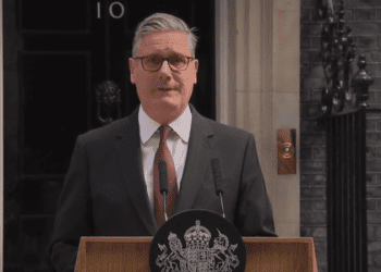 Keir Starmer istifa etti: İşçi Partisi’nde liderlik yarışı başlıyor