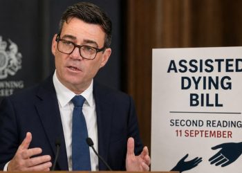 Andy Burnham ötanazi yasa tasarısında oy kullanmayacak