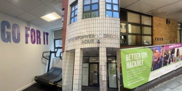 Hackney’de atıl belediye binası spor salonuna dönüştürüldü