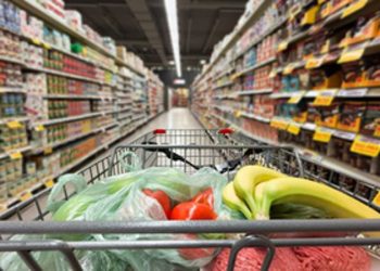 CMA, Aldi ve Lidl’ın büyük süpermarketlerle aynı rekabet kurallarına tabi olmasını önerdi