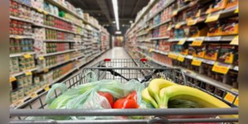 CMA, Aldi ve Lidl’ın büyük süpermarketlerle aynı rekabet kurallarına tabi olmasını önerdi
