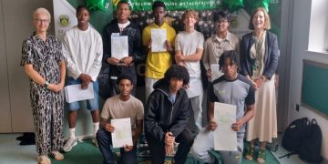 Islington öğrencileri sınavlarda ülke ortalamasını geride bıraktı
