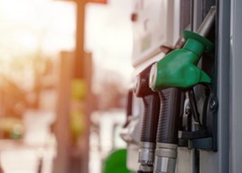 Akaryakıt fiyatları mercek altında; CMA son raporunu yayımladı