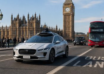 Londra’da robotaksi hizmetleri gecikiyor: TfL’in kuralları henüz hazır değil