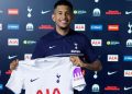 Premier Lig’de yılın oyuncusu ödülünü, Fernandes kazandı