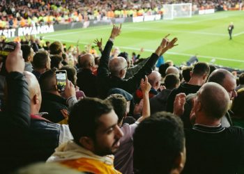 Chelsea, gerilimli bir transfere imza attı