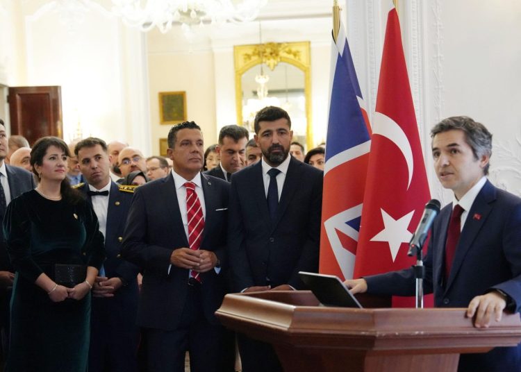 Londra’da 30 Ağustos Zafer Bayramı ve Türk Silahlı Kuvvetleri Günü kutlandı