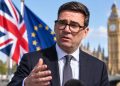 Başbakandan, Brexit çıkışı: İngiltere, AB’ye yeniden katılmayı değerlendirebilir