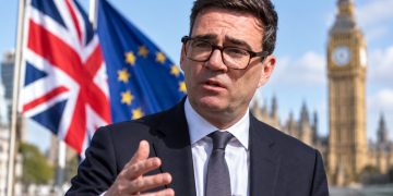 Başbakandan, Brexit çıkışı: İngiltere, AB’ye yeniden katılmayı değerlendirebilir