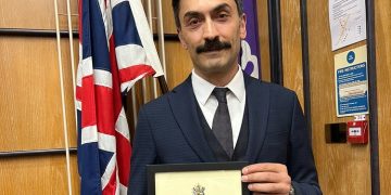 Küçük kızın hayatını kurtardı, Merton Belediyesi tarafından ‘Kahraman’ ilan edildi