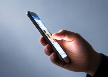 18 yaşından küçüklerin çıplak görüntülere erişimi engellenecek