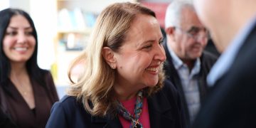 CHP Genel Başkan Yardımcısı Semra Dinçer, İngiltere Birliği üyeleriyle Londra’da buluştu