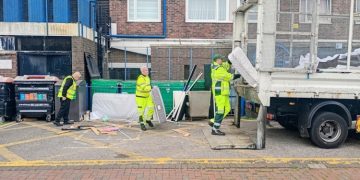 Hackney’de kaçak çöp dökümüne sıkı denetim: 805 para cezası kesildi