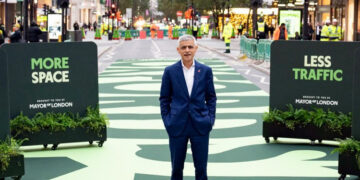 FIFA Başkanı, dünya futbolunun desteğini aldığına inanıyor